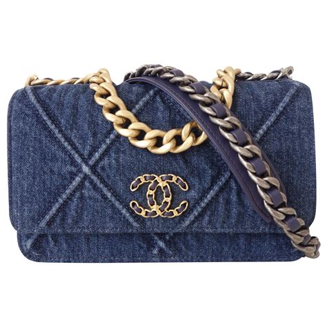 sac chanel bleu jean|Chanel boutique.